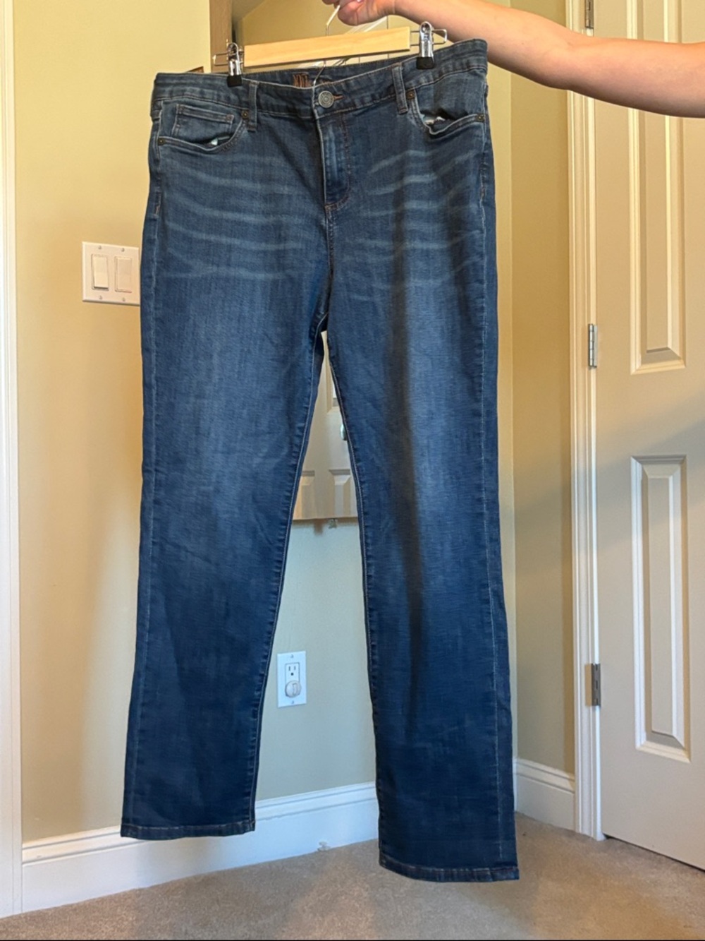 Kut from the Kloth Indigo Straight-Leg Jeans